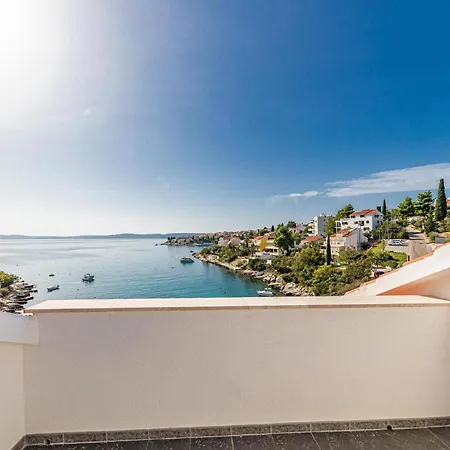 Awesome In Okrug Gornji